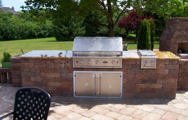 Built In Grill With Granite Top