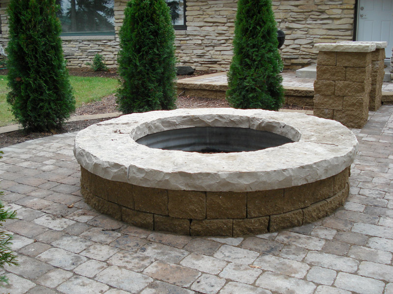 Firepit With Natural Lannon Top, Fire Pit Top Stone