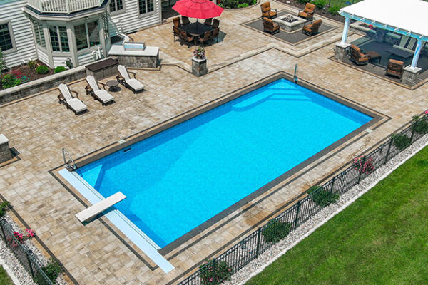 Classic Outdoor Patio Oasis